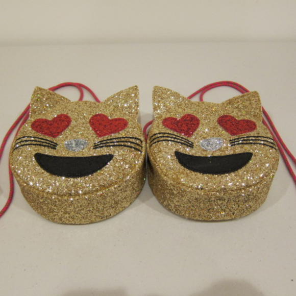 Girls Glitter Gold Crossbody Crewcuts Small Purse Bag Strap Cat Heart Eyes Emoji - Picture 8 of 8